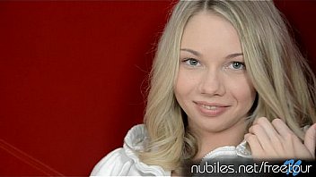 Real Orgasm For Petite Blonde Hottie